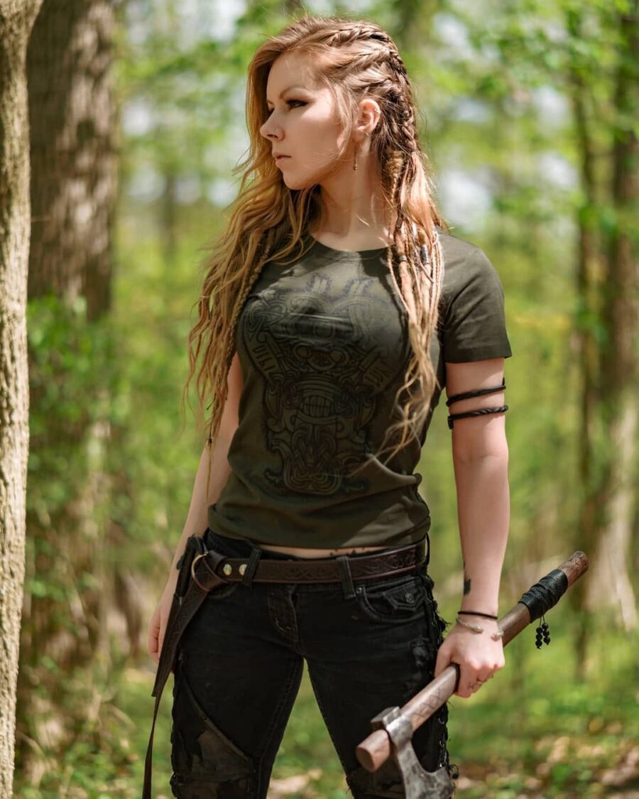 Bold Viking hairstyle with modern twists