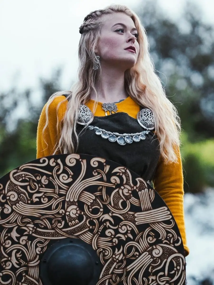 Elegant Viking hairstyle with braided details