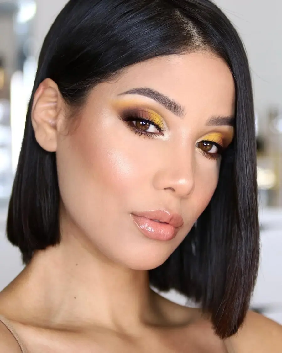 Bold yellow hues for a striking glam look