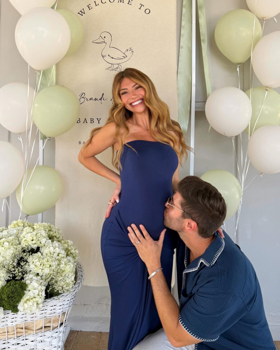 Chic Couple's Baby Shower Outfit Inspiration