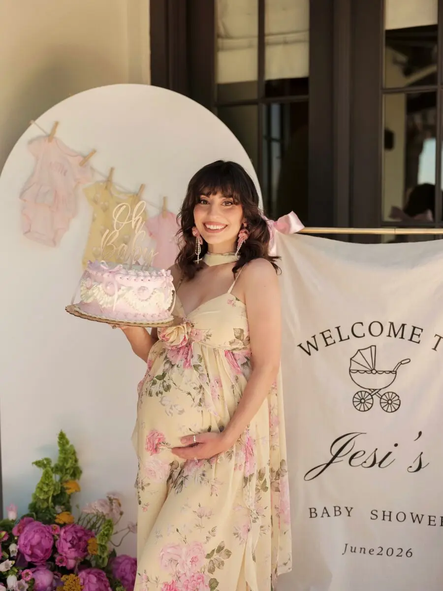Charming maternity outfit for a baby shower