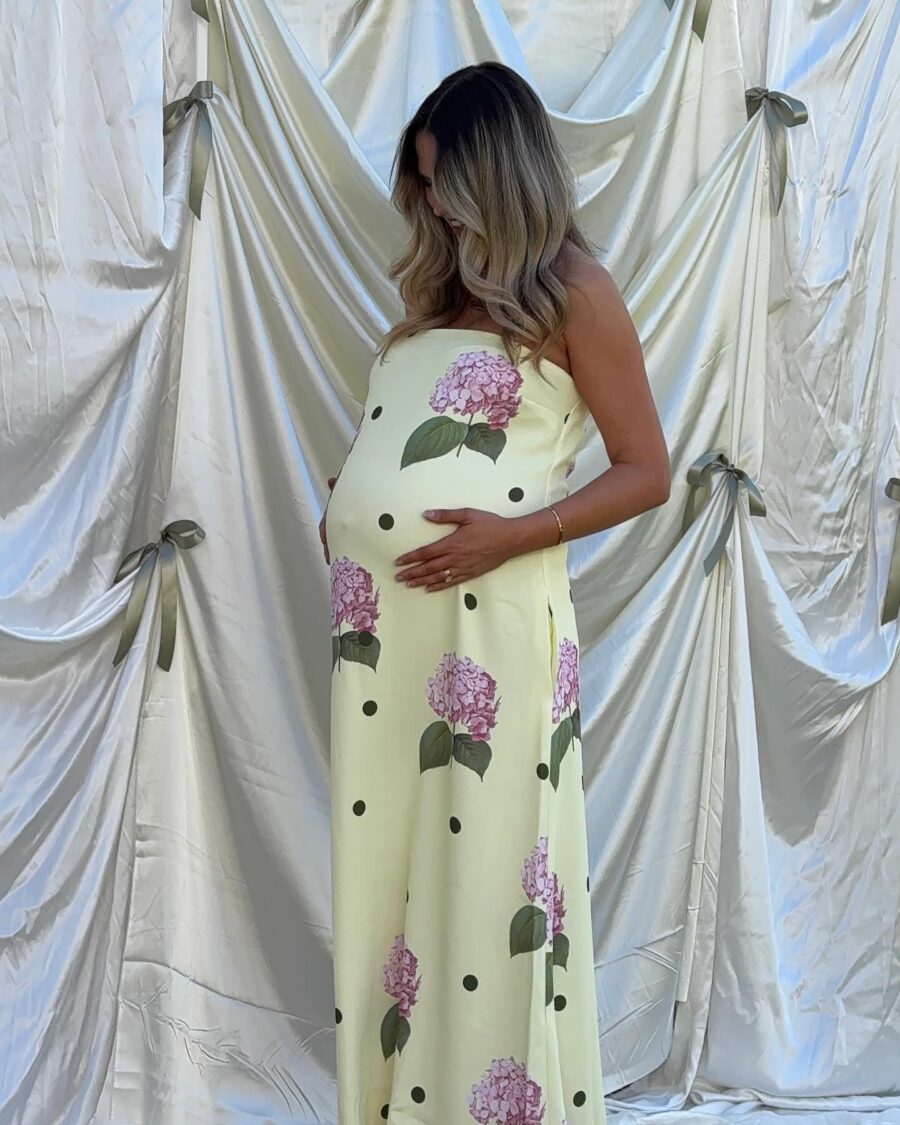 Charming Floral Maternity Dress for Baby Showers