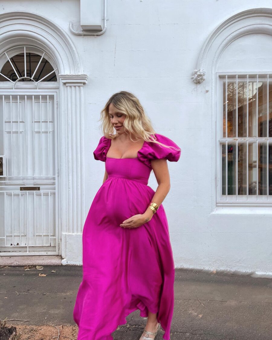 Chic pink puff sleeve maternity dress
