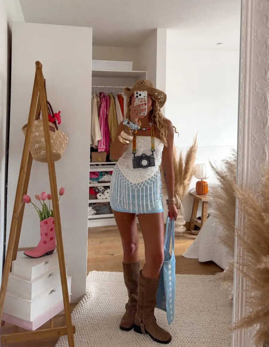 Stylish Bohemian Outfit for a Concert Vibe