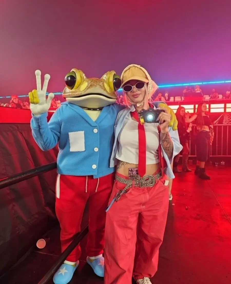 Unique concert looks with playful vibes