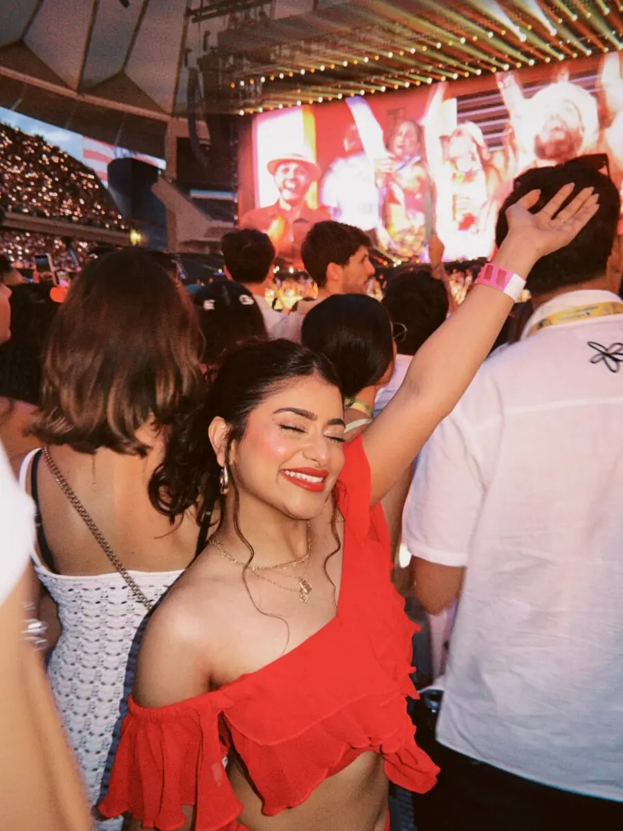 Vibrant Red Frill Outfit for Concert Vibes