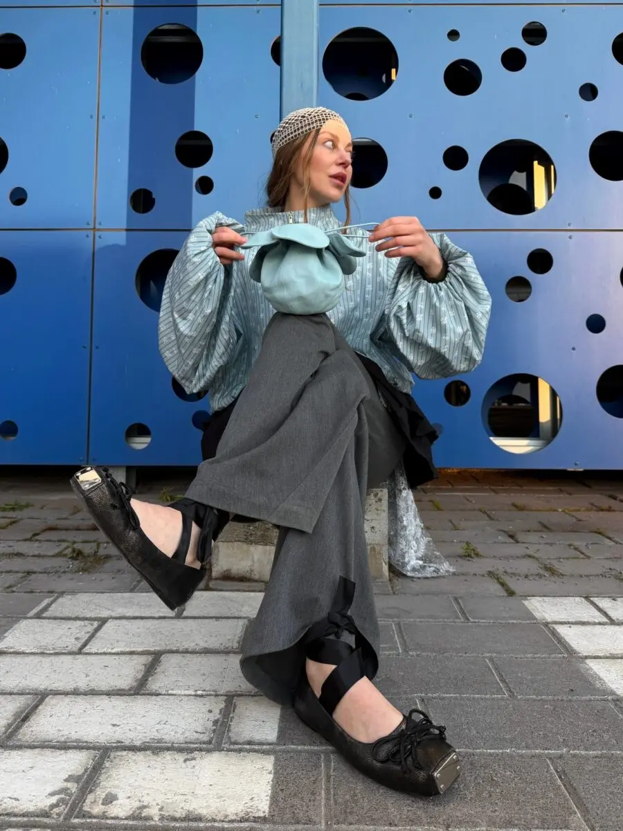 Chic street style with ballet flats vibes