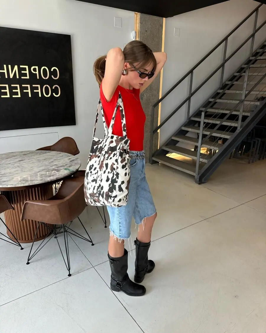 Chic Casual Outfit Featuring Biker Boots