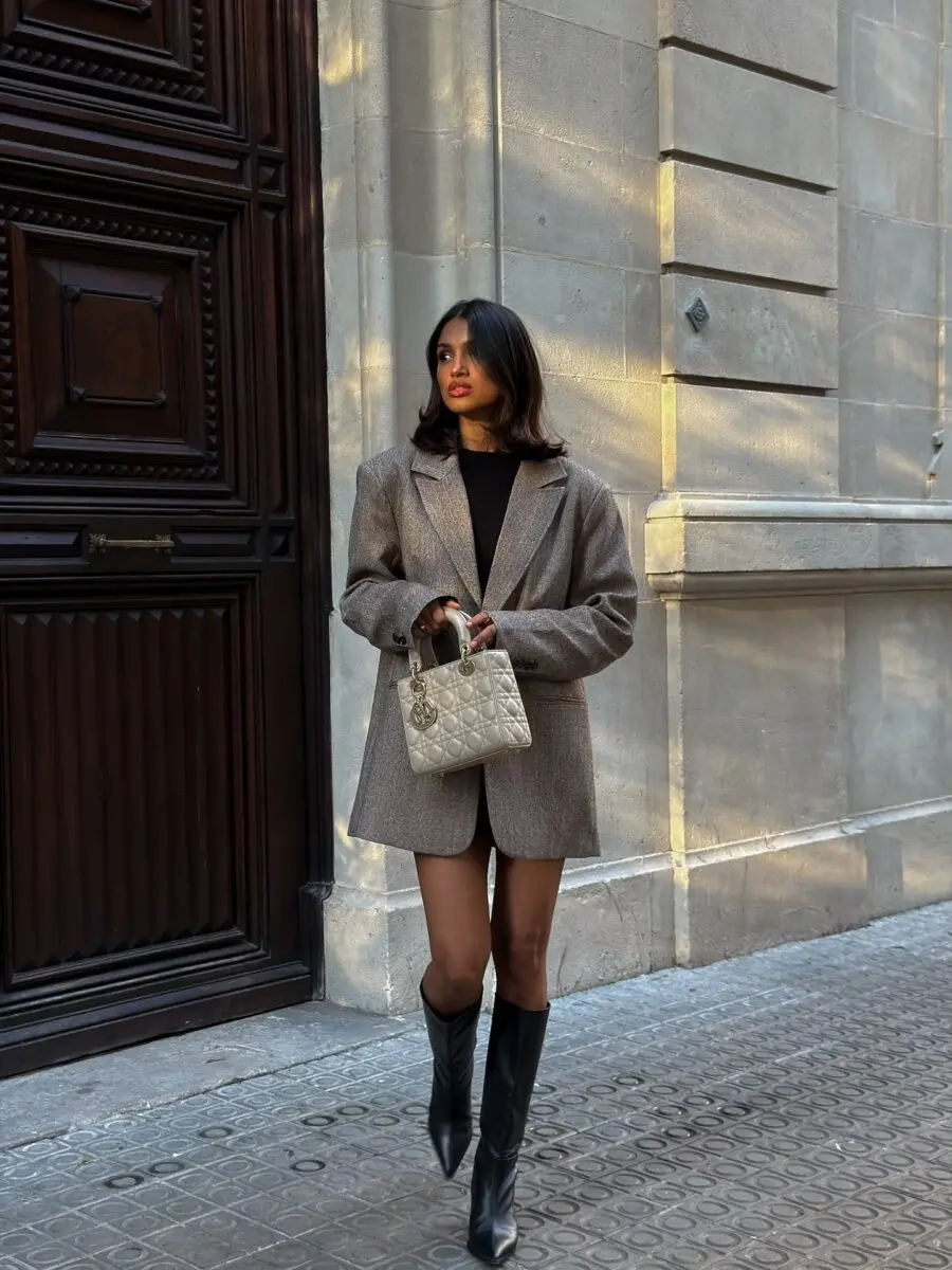 Chic blazer dress outfit for urban strolls