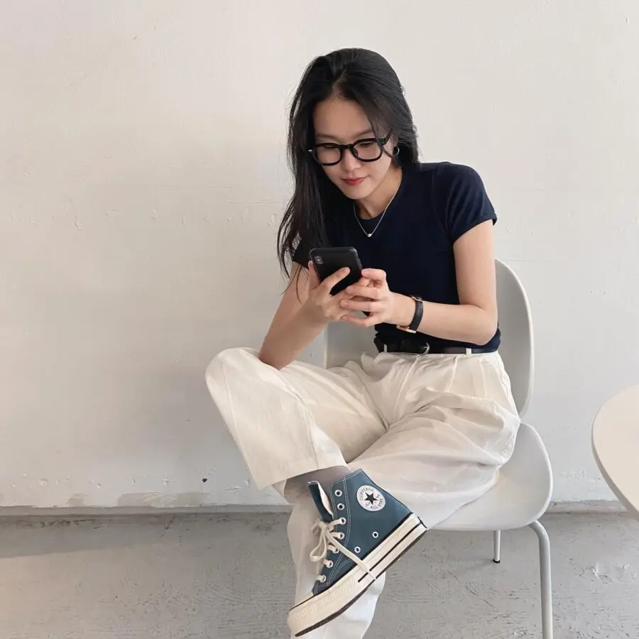Chic Casual Style with Converse Sneakers