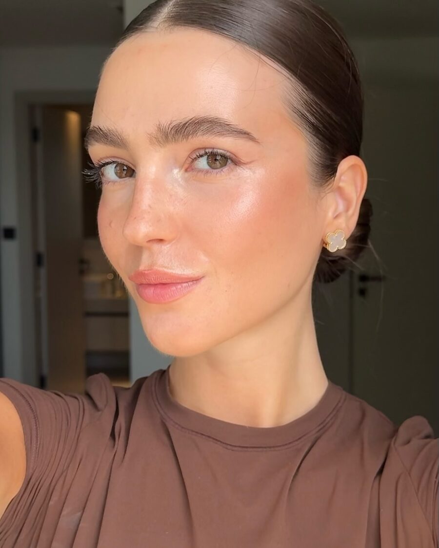 Effortless glow and fresh-faced beauty look