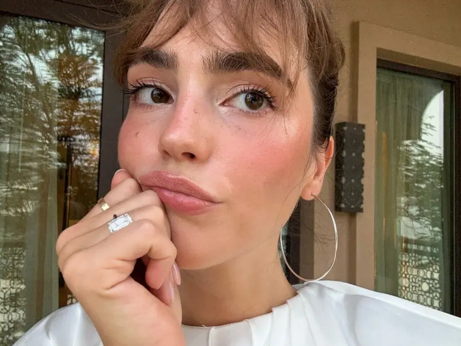 Effortless glow with a fresh-faced vibe