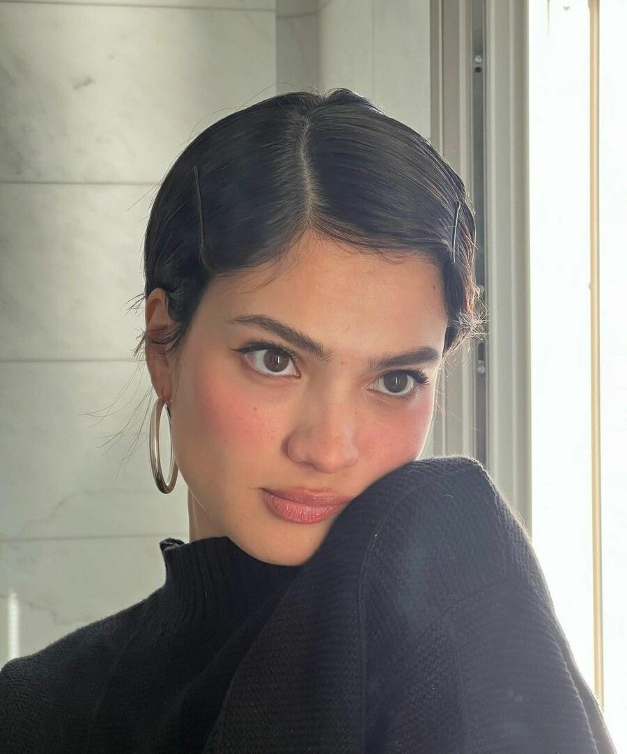 Effortlessly radiant clean girl makeup look.