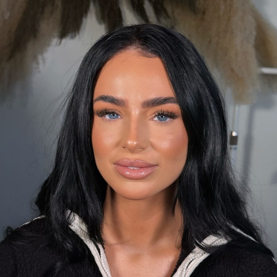 Effortless glow with natural beauty vibes