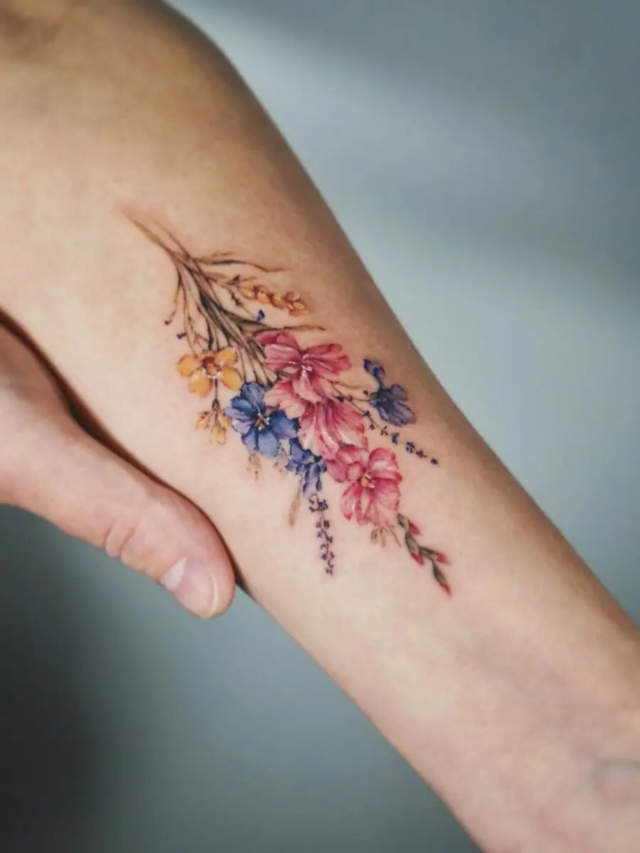 Stunning floral composition embraces the skin.