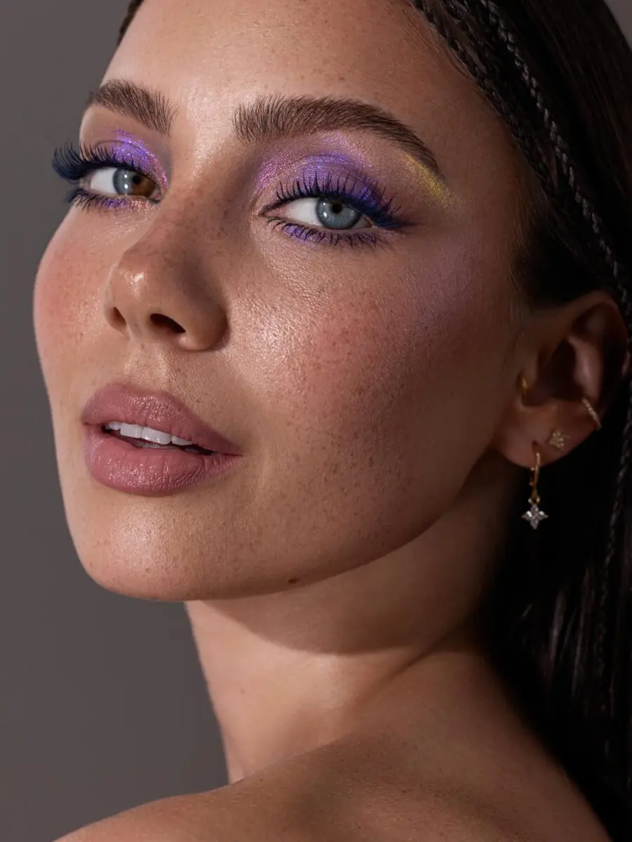 Stunning colorful halo eye makeup look