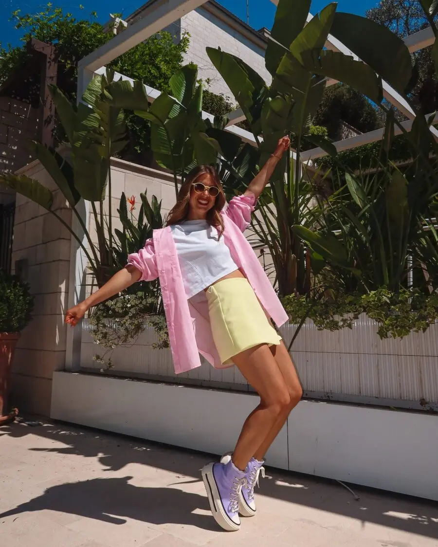Chic Summer Vibes with Casual Converse Ensemble