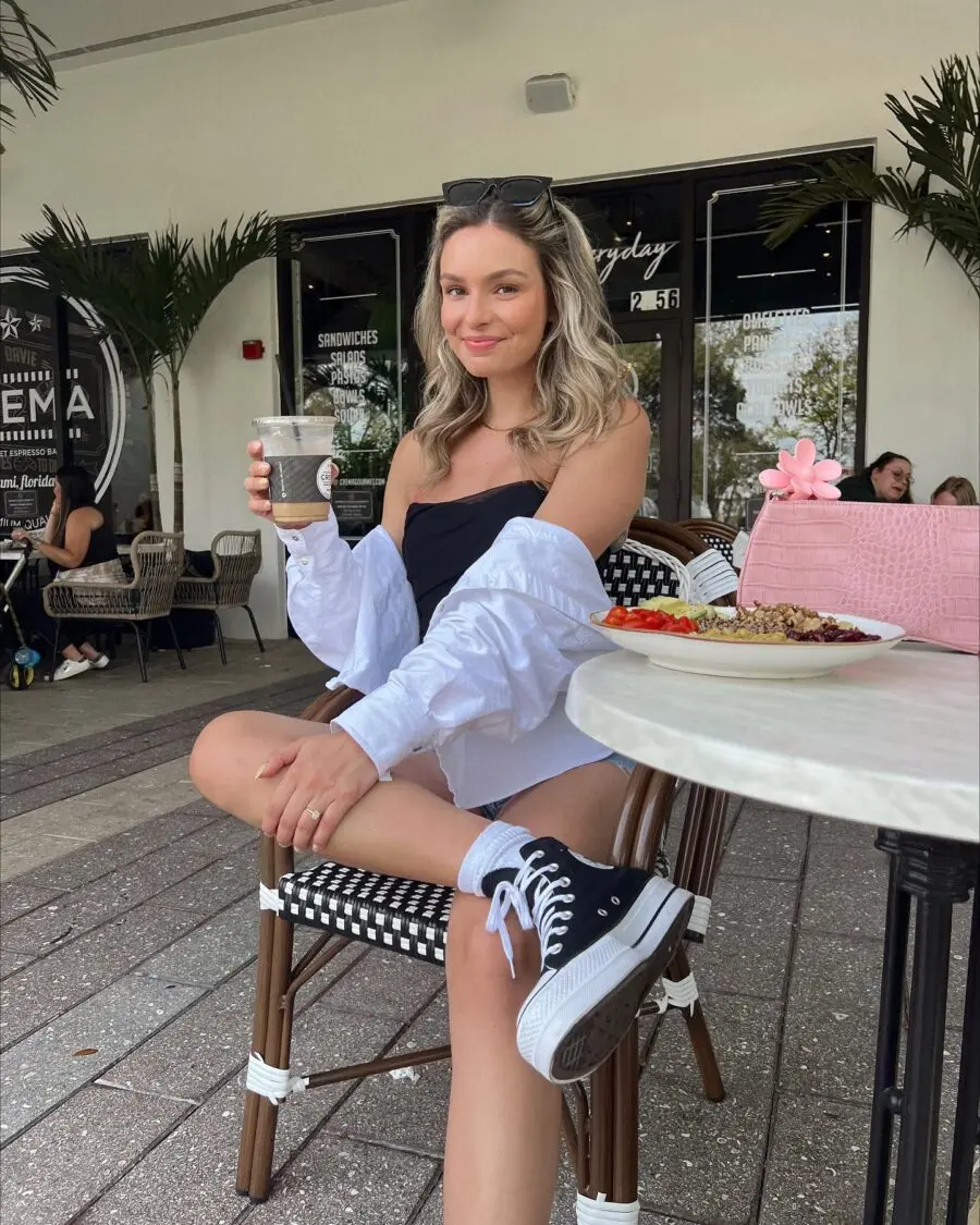Chic casual look perfect for sunny days