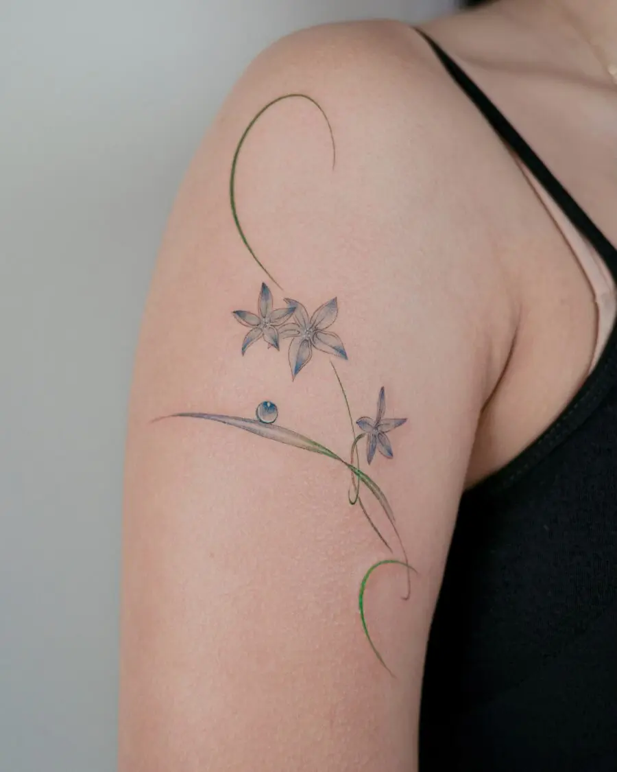 Elegantly crafted floral tattoo on the shoulder
