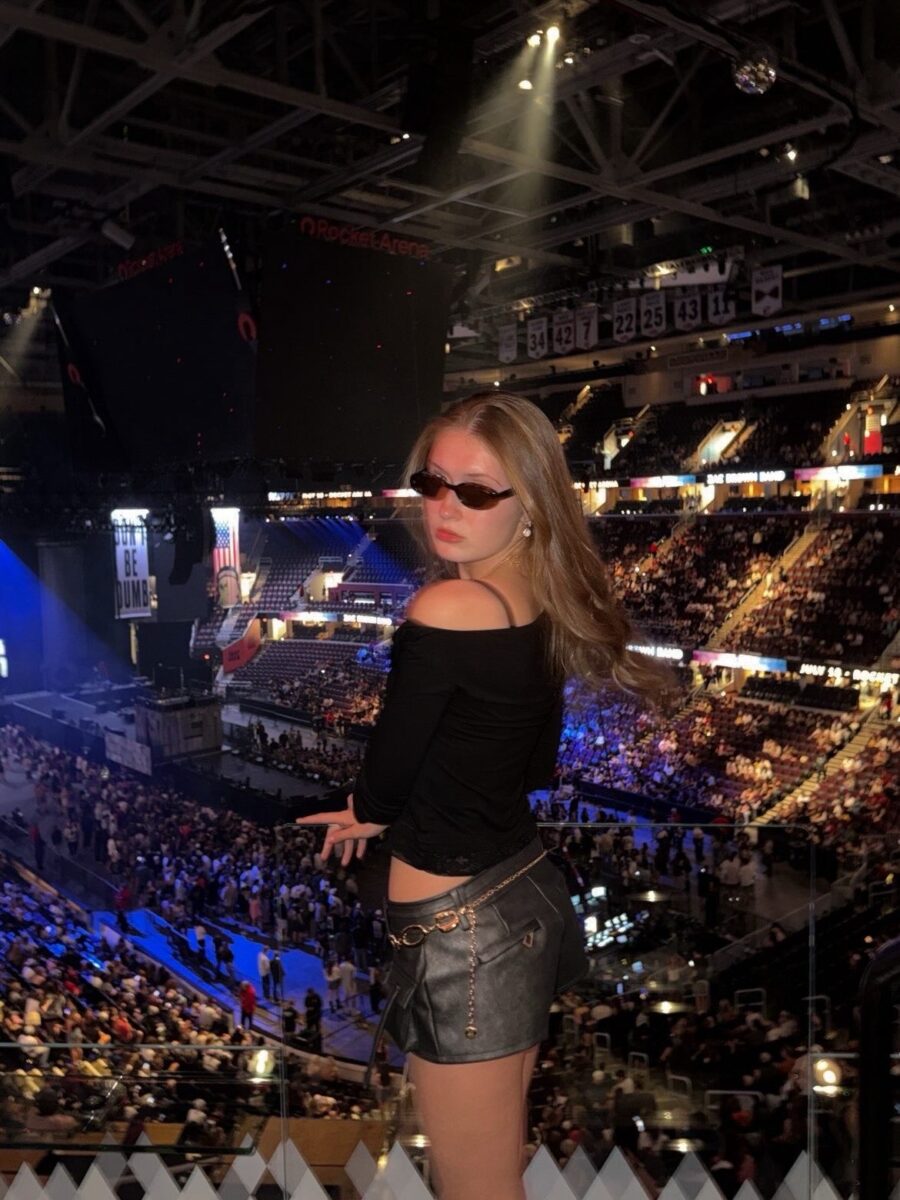 Stylish Concert Look for Drake Fans