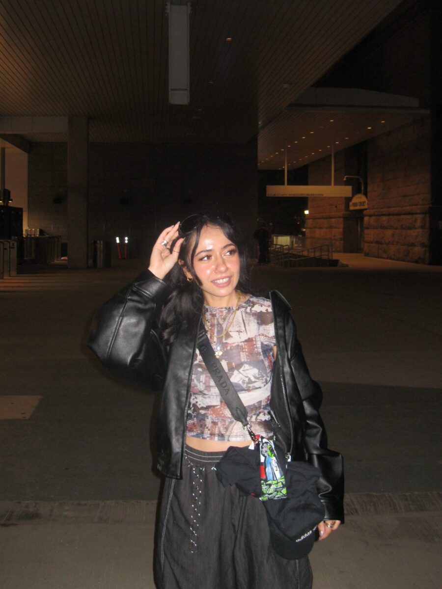 Chic street style for a concert vibe