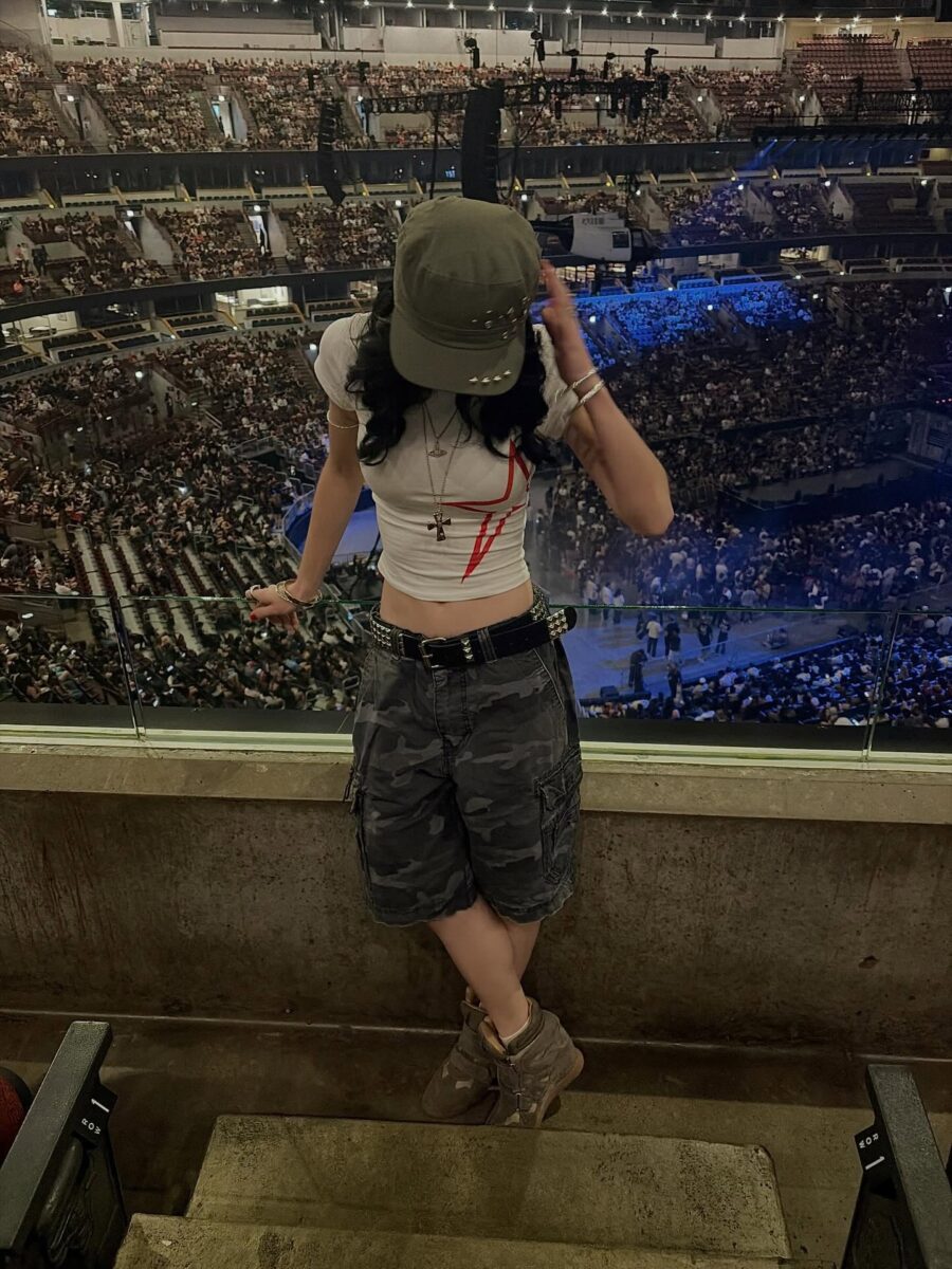 Casual yet stylish concert outfit inspiration