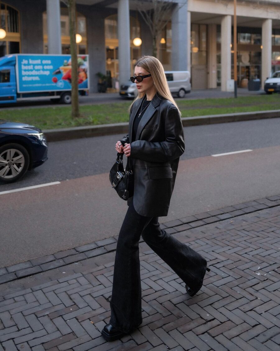 Chic Black Flare Jeans Street Style Look