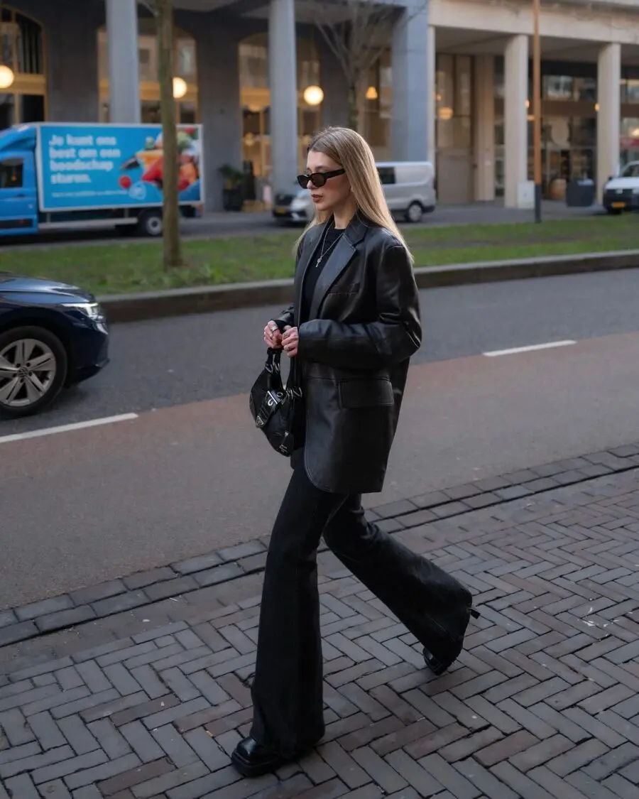 Chic Black Flare Jeans Street Style Look