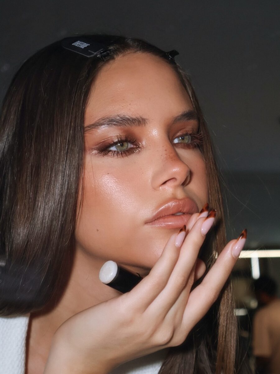 Radiant and natural wedding guest makeup style