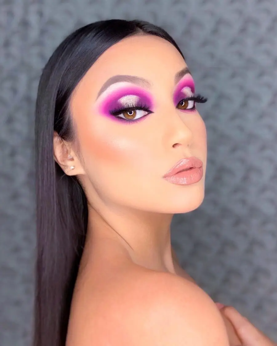 Stunning purple halo eye makeup look
