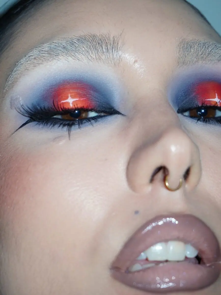 Bold Halo Eye Makeup with Vibrant Colors