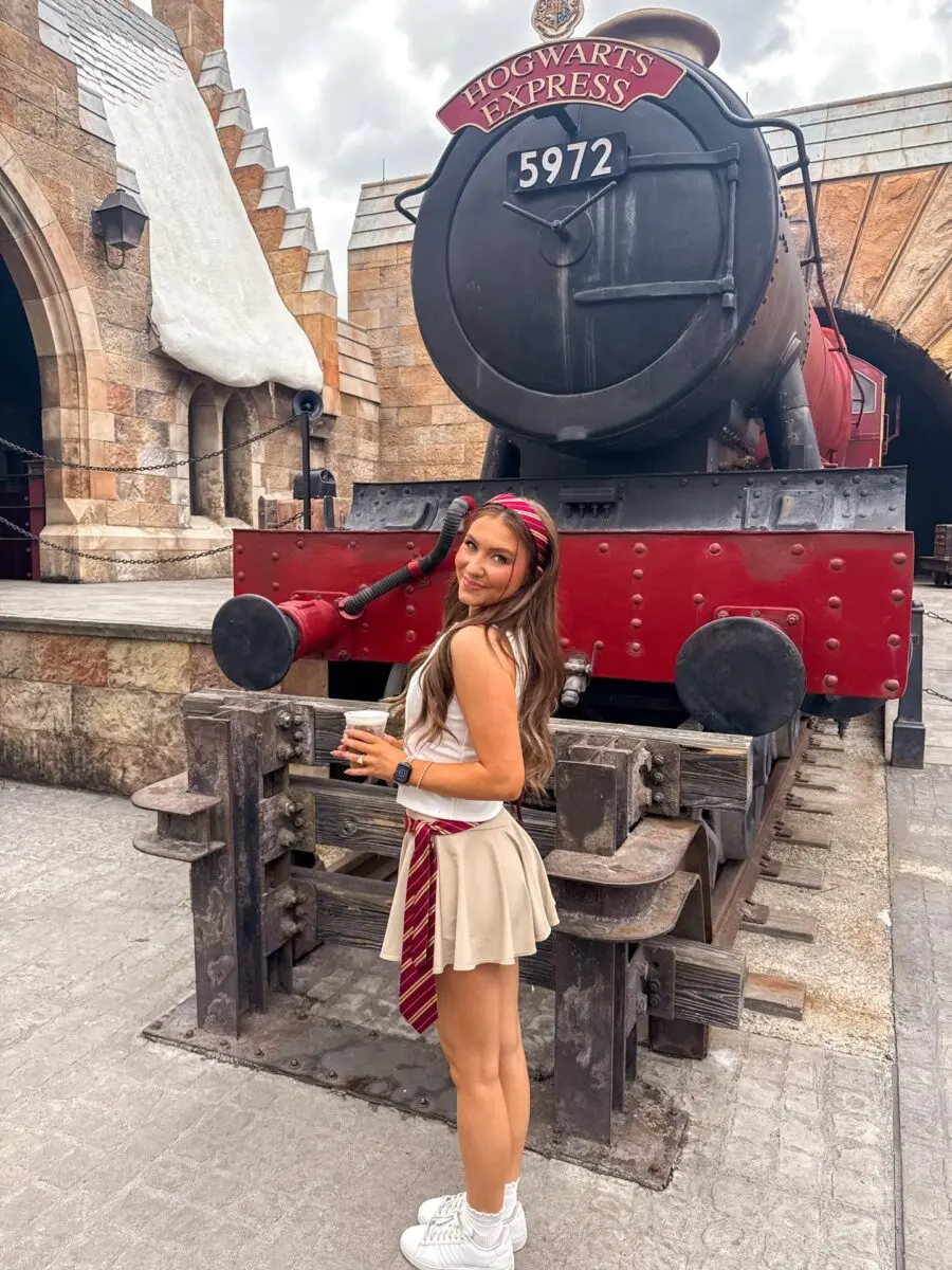 Charming Hogwarts Express Inspired Outfit