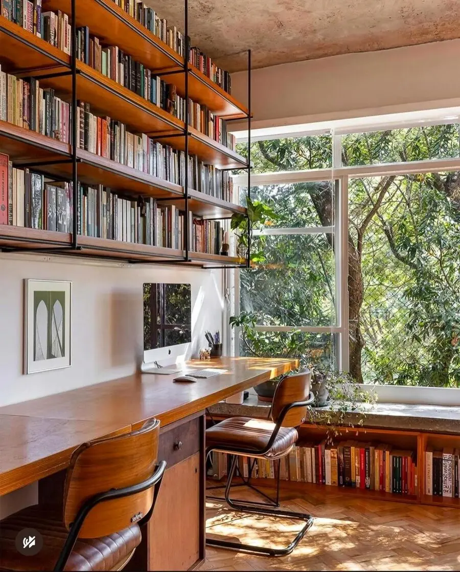 Warm and Inviting Home Office Design