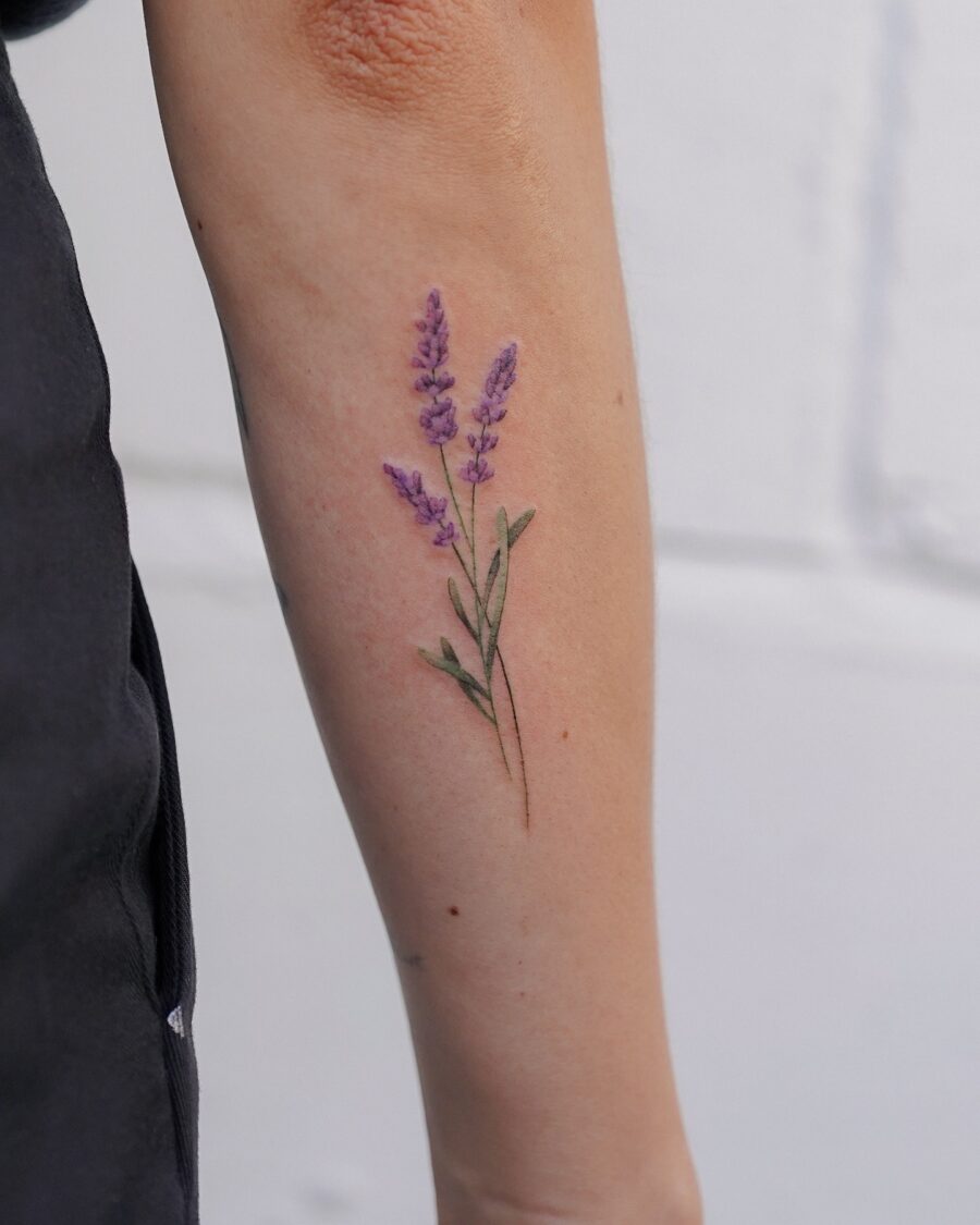 Elegant lavender tattoo showcasing nature's beauty