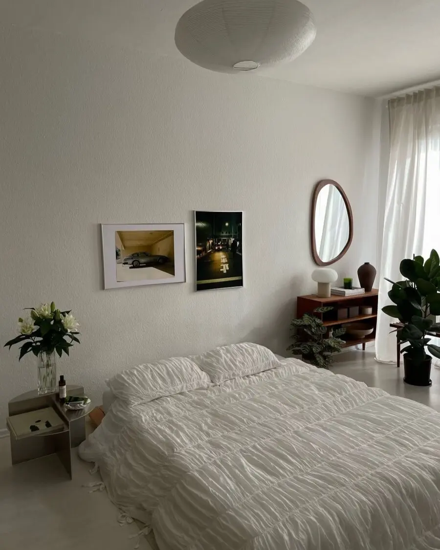 Calm and Minimalistic Bedroom Vibes