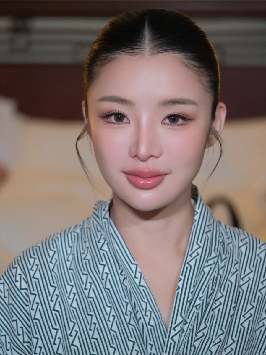 Effortless natural makeup for round faces