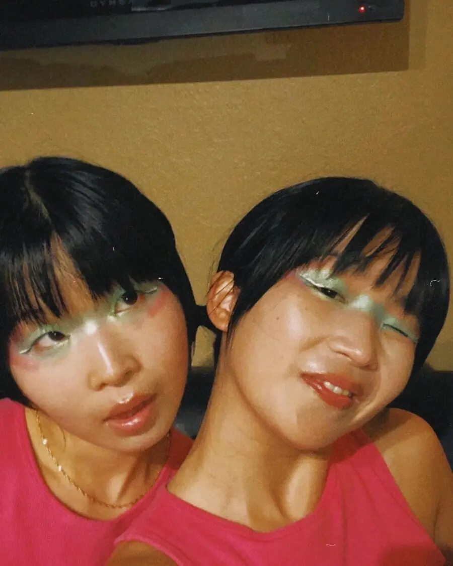 Vibrant Pastel Eyeshadow for Small Eyes