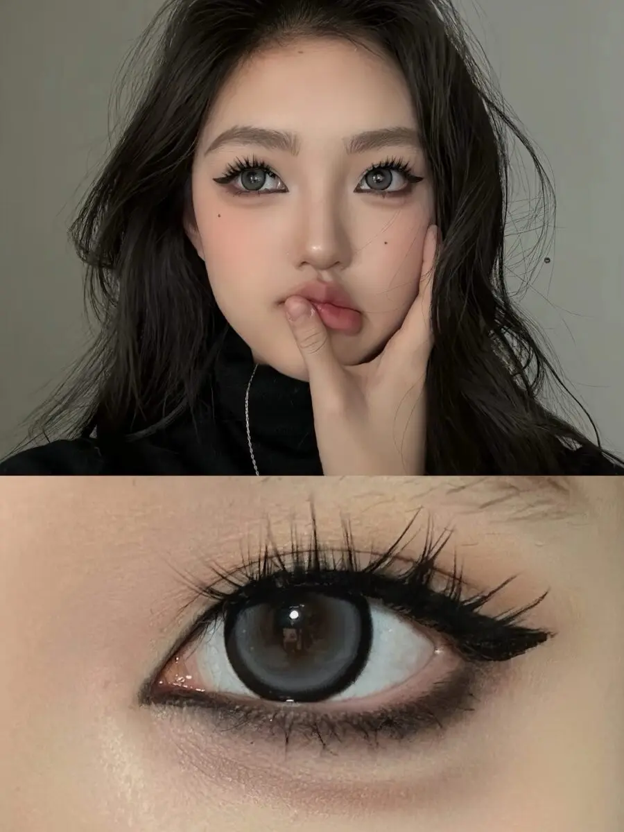 Stunning eyeliner for small eyes enhancement