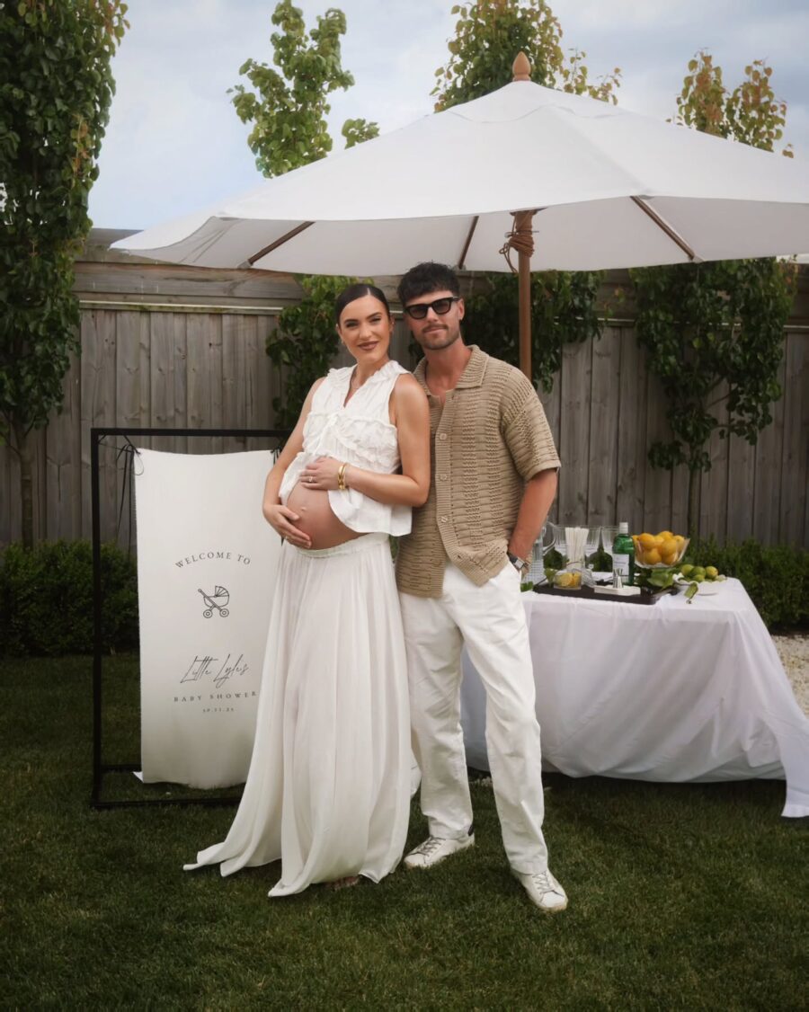 Chic Attire for a Memorable Baby Shower