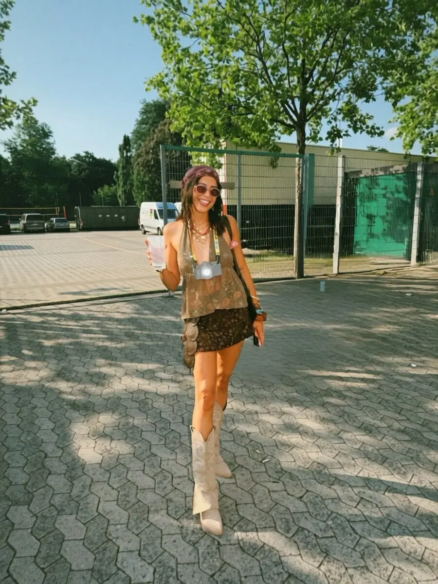 Chic festival outfit with a playful twist