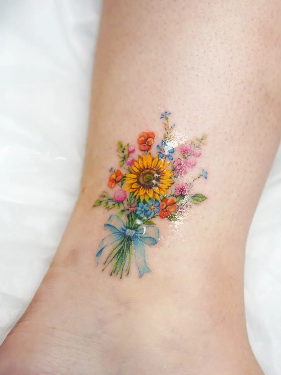 Bright and cheerful sunflower bouquet tattoo art