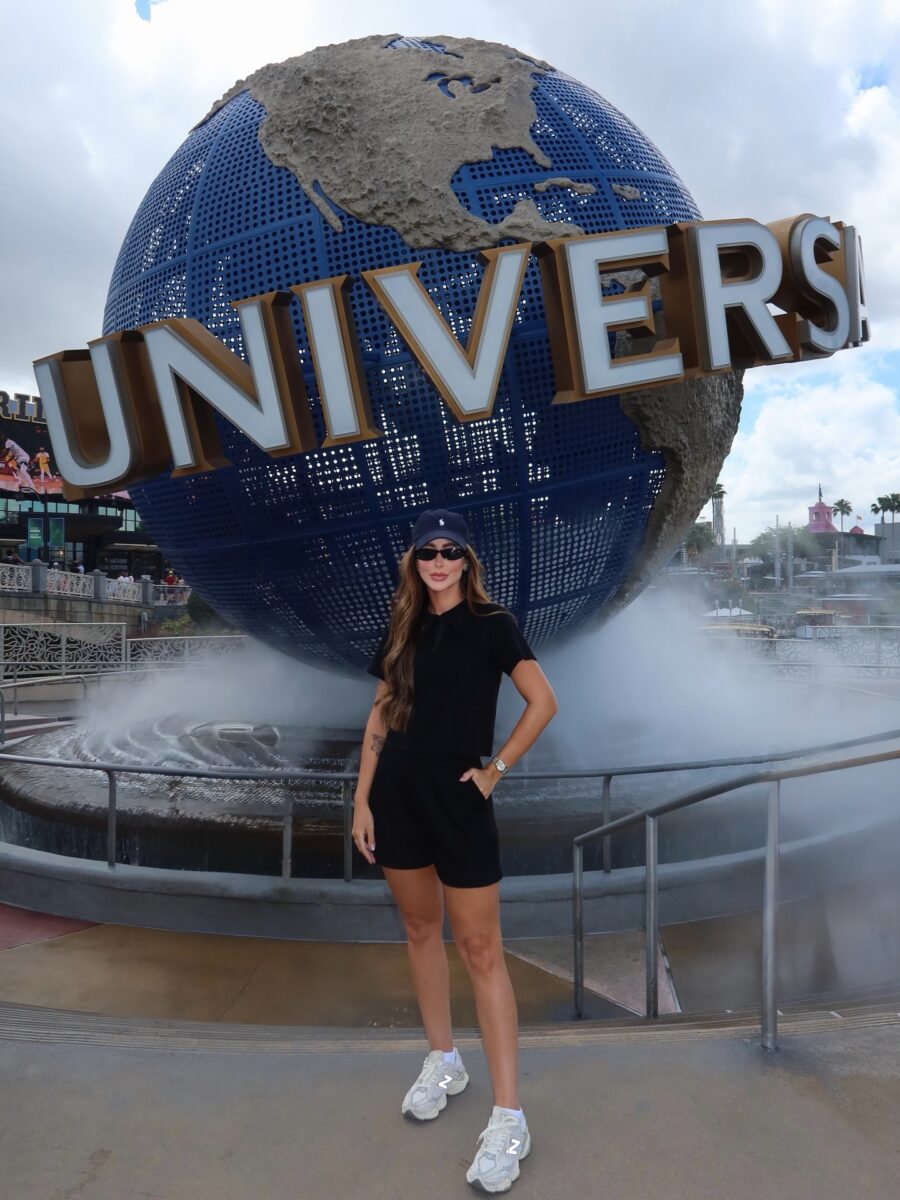 Casual Chic Look for Universal Studios Adventure