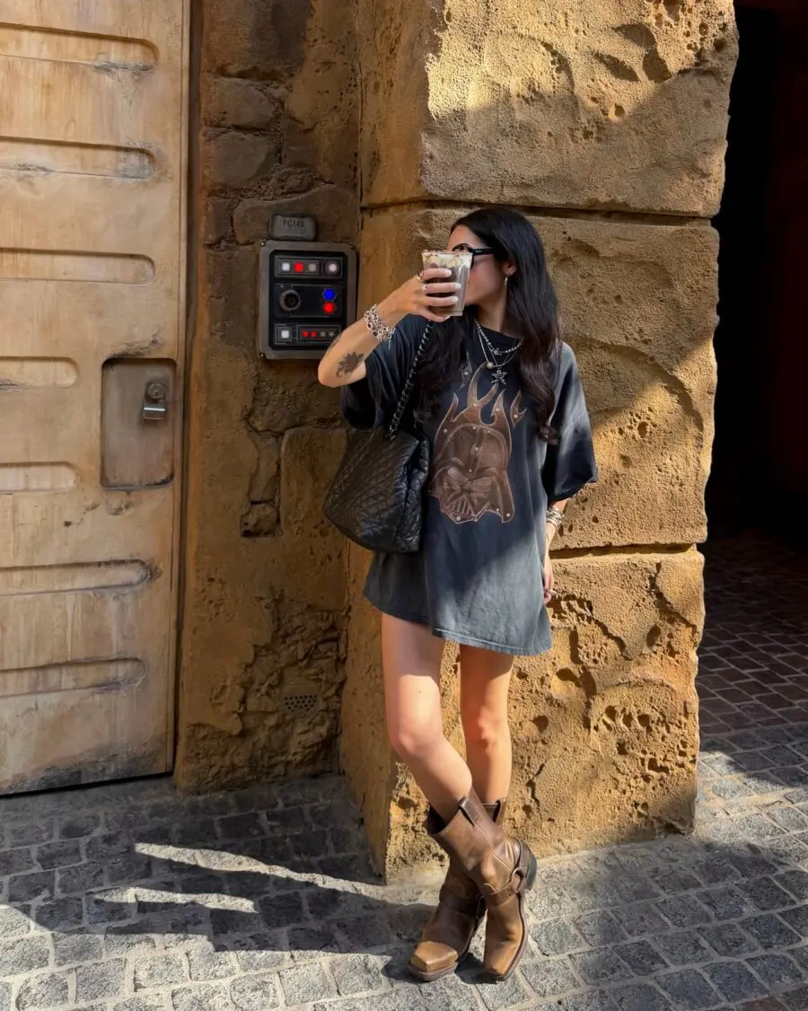 Effortlessly Cool Rocker Outfit for Theme Parks