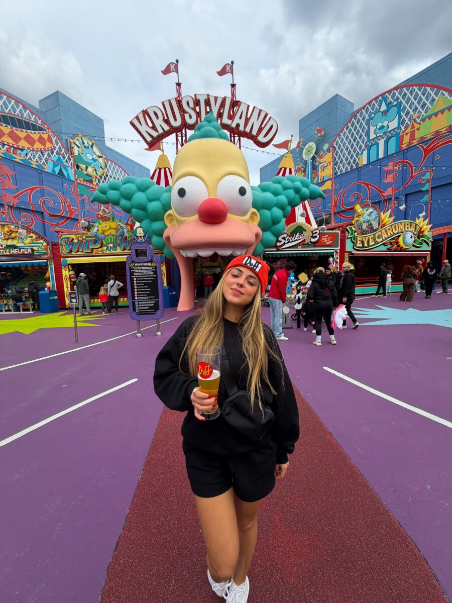 Playful outfits at Krustyland attraction