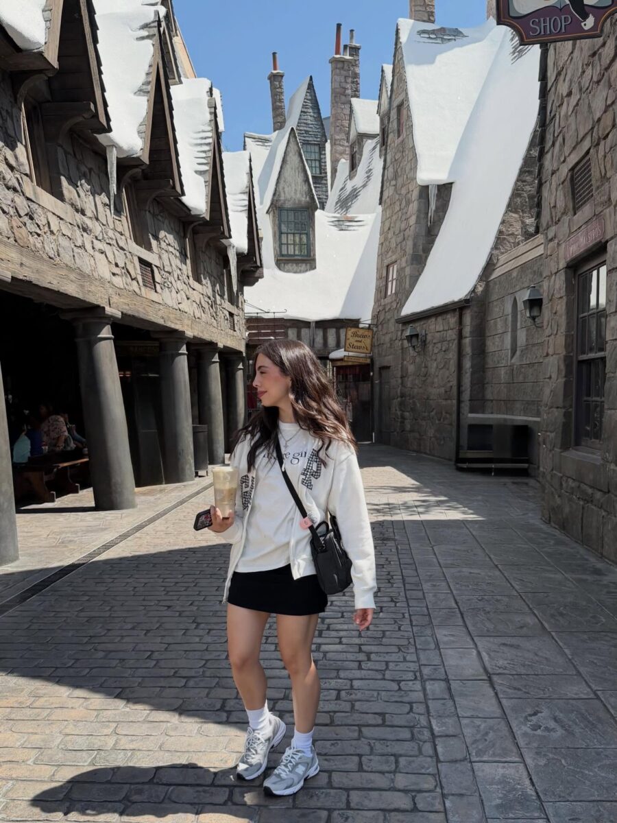 Stylish Comfort Meets Universal Studios Adventure