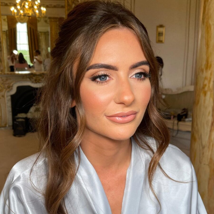 Elegant wedding guest makeup for a timeless look