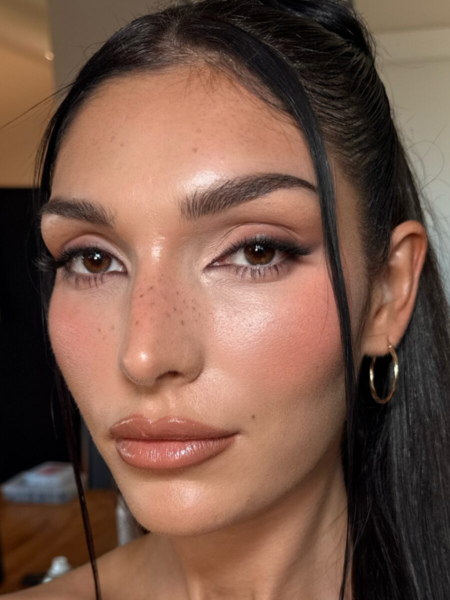 Effortlessly radiant makeup for wedding guests