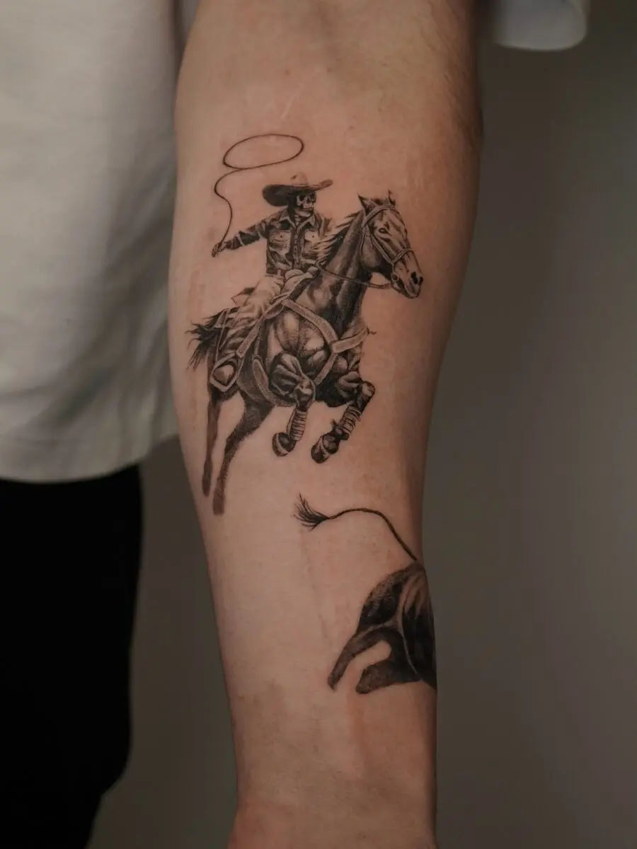 Dynamic cowboy tattoo showcasing western spirit