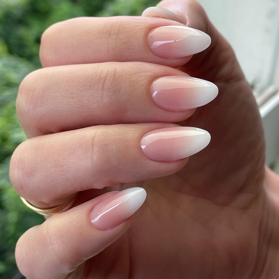 Elegant baby boomer ombre nail design