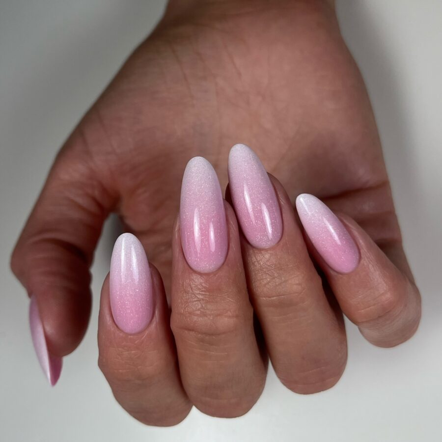 Elegant pink ombre baby boomer nails